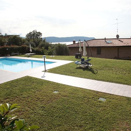 Panorama Lake View, Pool & Garden, 2 Bathrooms, Kingsize & Single-Beds, Fast Internet Тосколано-Мадерно Екстер'єр фото