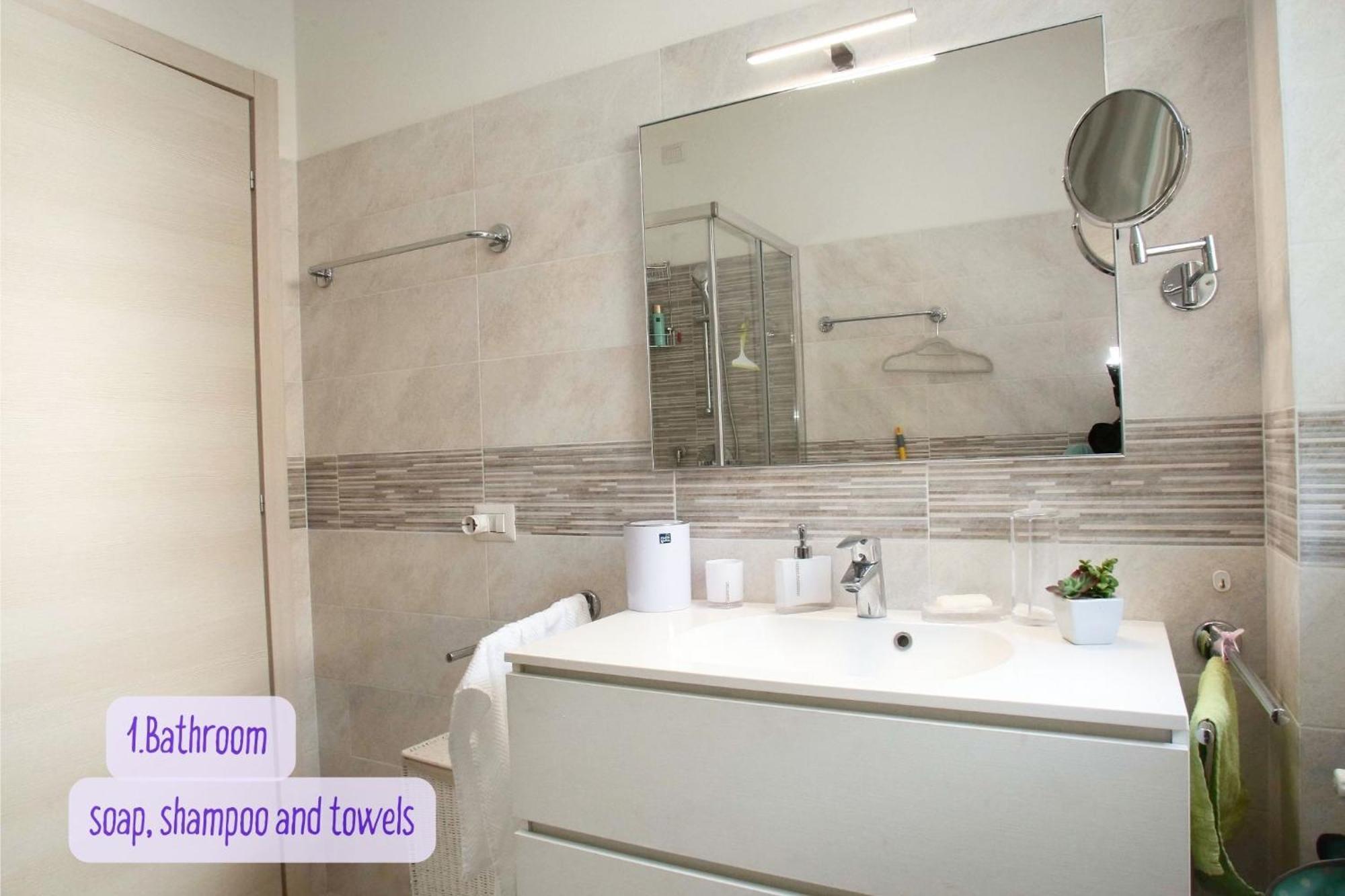 Panorama Lake View, Pool & Garden, 2 Bathrooms, Kingsize & Single-Beds, Fast Internet Тосколано-Мадерно Екстер'єр фото